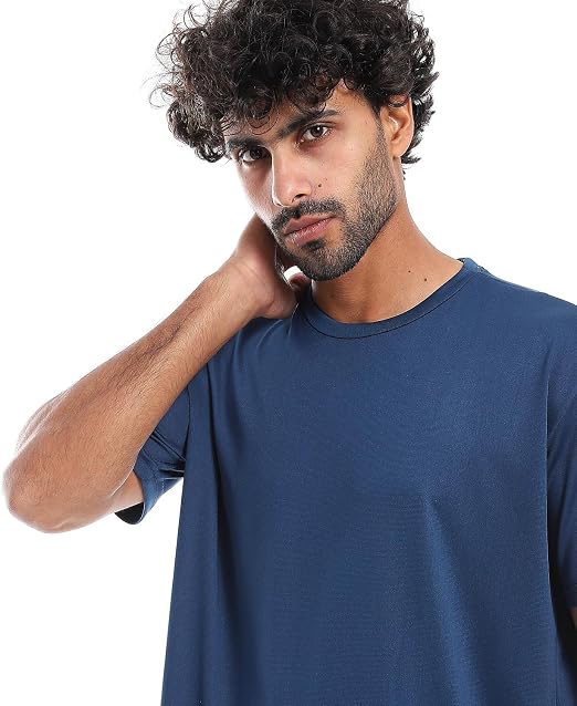 تيشرت رياضي من أزيز سريع الجفاف ومزود بمسامات للتهوية